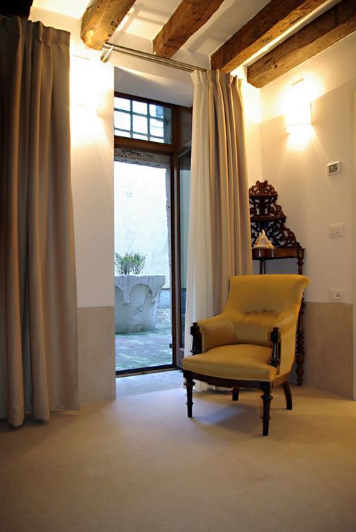 Appartamento Corte Bragadin Venedig Zimmer foto
